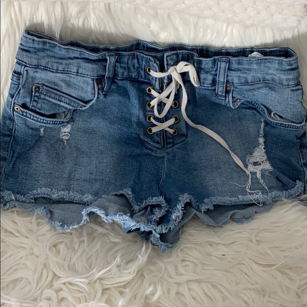blue billabong jean shorts